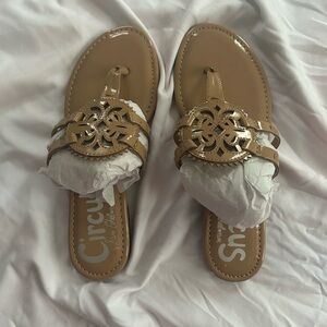Circus by Sam Edelman Canyon Sandals Size 6.5 New In the Box 
Color - Almond